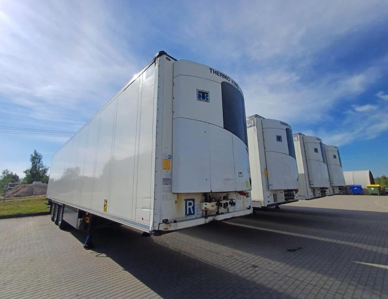 2018 Schmitz Cargobull SKO Double Deck FP 60 ThermoKing SLXi 300 Lifting Axle - Semi-reboque frigorífico: foto 4 2018 Schmitz Cargobull SKO Double Deck FP 60 ThermoKing SLXi 300 Lifting Axle - Semi-reboque frigorífico: foto 4