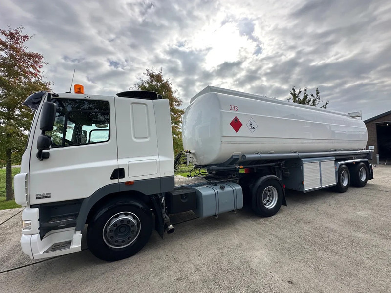 DAF CF 85.360 / NL TRUCK COMBI WITH NL TRAILER DIJSEL / 5 COMP. 37,2 m3 / EURO 5 - Caminhão tanque: foto 3 DAF CF 85.360 / NL TRUCK COMBI WITH NL TRAILER DIJSEL / 5 COMP. 37,2 m3 / EURO 5 - Caminhão tanque: foto 3