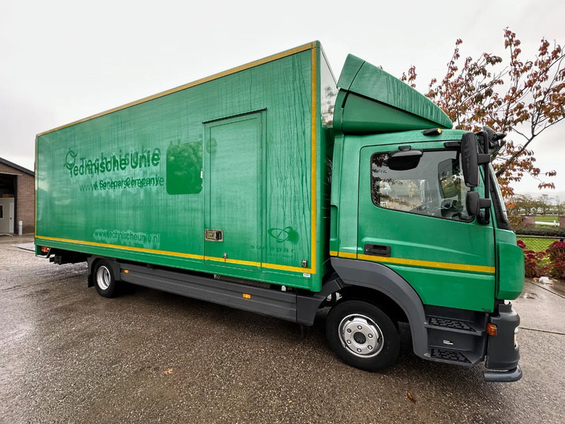 Mercedes-Benz Atego 1018 / NL TRUCK / EURO 6 / ONLY 100.000KM! / BOX+LIFT+SIDE DOOR / CLIMA / AUTOMATIC - Camião furgão: foto 3 Mercedes-Benz Atego 1018 / NL TRUCK / EURO 6 / ONLY 100.000KM! / BOX+LIFT+SIDE DOOR / CLIMA / AUTOMATIC - Camião furgão: foto 3