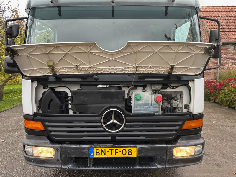 Mercedes-Benz Atego 815 / NL TRUCK / EURO 3 / LOW KM / BOX+LIFT / MANUAL / ANALOG TACHO - Camião furgão: foto 3 Mercedes-Benz Atego 815 / NL TRUCK / EURO 3 / LOW KM / BOX+LIFT / MANUAL / ANALOG TACHO - Camião furgão: foto 3
