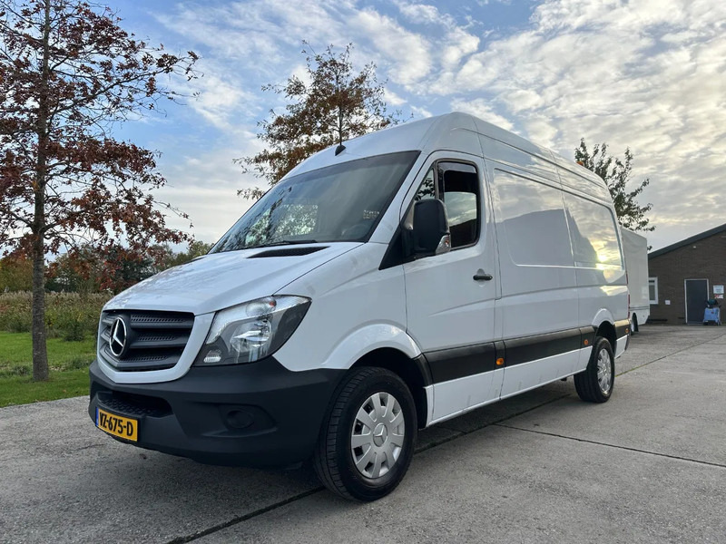 Mercedes-Benz Sprinter 313 CDI / L2H2 / AUTOMAAT / NL BUS / 130 PK / 2-ZITS / CC / AIRCO / CAMERA - Furgão: foto 1 Mercedes-Benz Sprinter 313 CDI / L2H2 / AUTOMAAT / NL BUS / 130 PK / 2-ZITS / CC / AIRCO / CAMERA - Furgão: foto 1