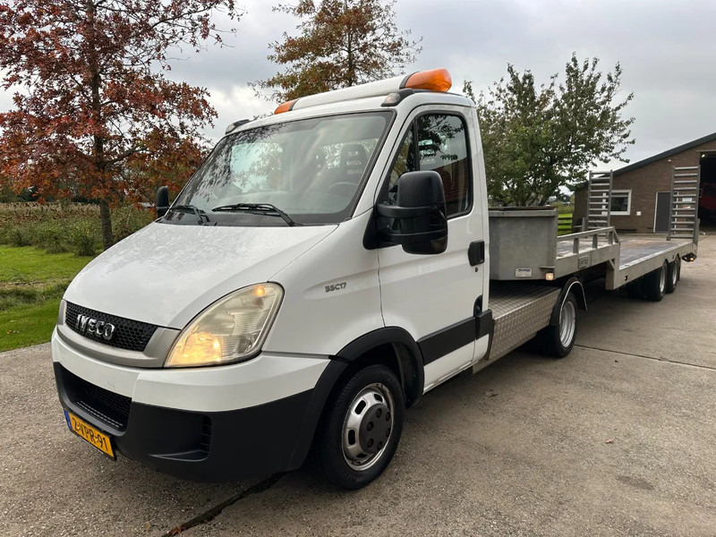 Iveco Daily 35C17 BE TREKKER 12T COMBI MET VELDHUIZEN SDO TRAILER 2008 / EURO 5 / 3 PERS. - Tractor: foto 1 Iveco Daily 35C17 BE TREKKER 12T COMBI MET VELDHUIZEN SDO TRAILER 2008 / EURO 5 / 3 PERS. - Tractor: foto 1