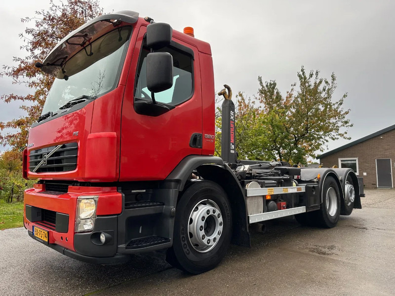 Volvo FE 320 / NL TRUCK / EURO 5 / HIAB MULTILIFT XR 21T / LIKE NEW!! / LOW KM!! / LIFT+STEER AXLE - Camião polibenne: foto 1 Volvo FE 320 / NL TRUCK / EURO 5 / HIAB MULTILIFT XR 21T / LIKE NEW!! / LOW KM!! / LIFT+STEER AXLE - Camião polibenne: foto 1
