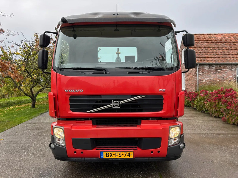 Volvo FE 320 / NL TRUCK / EURO 5 / HIAB MULTILIFT XR 21T / LIKE NEW!! / LOW KM!! / LIFT+STEER AXLE - Camião polibenne: foto 2 Volvo FE 320 / NL TRUCK / EURO 5 / HIAB MULTILIFT XR 21T / LIKE NEW!! / LOW KM!! / LIFT+STEER AXLE - Camião polibenne: foto 2