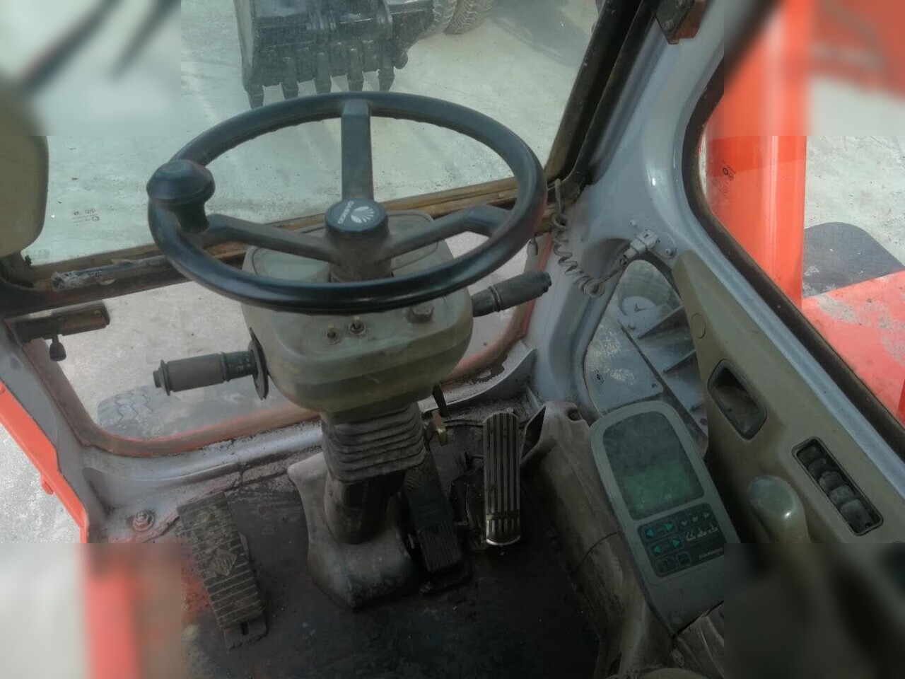 DOOSAN DH150W-7 - Escavadeira de rodas: foto 4 DOOSAN DH150W-7 - Escavadeira de rodas: foto 4