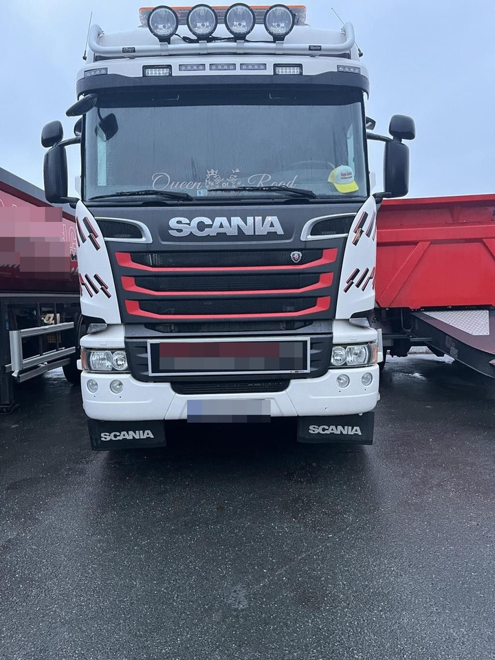 SCANIA R580 / 8x4 / Retarder / EURO 6 - Camião basculante: foto 2 SCANIA R580 / 8x4 / Retarder / EURO 6 - Camião basculante: foto 2