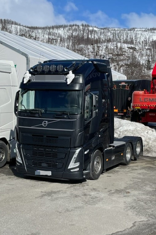Volvo FH 540 6x2 Retarder New TUV - Tractor: foto 1 Volvo FH 540 6x2 Retarder New TUV - Tractor: foto 1
