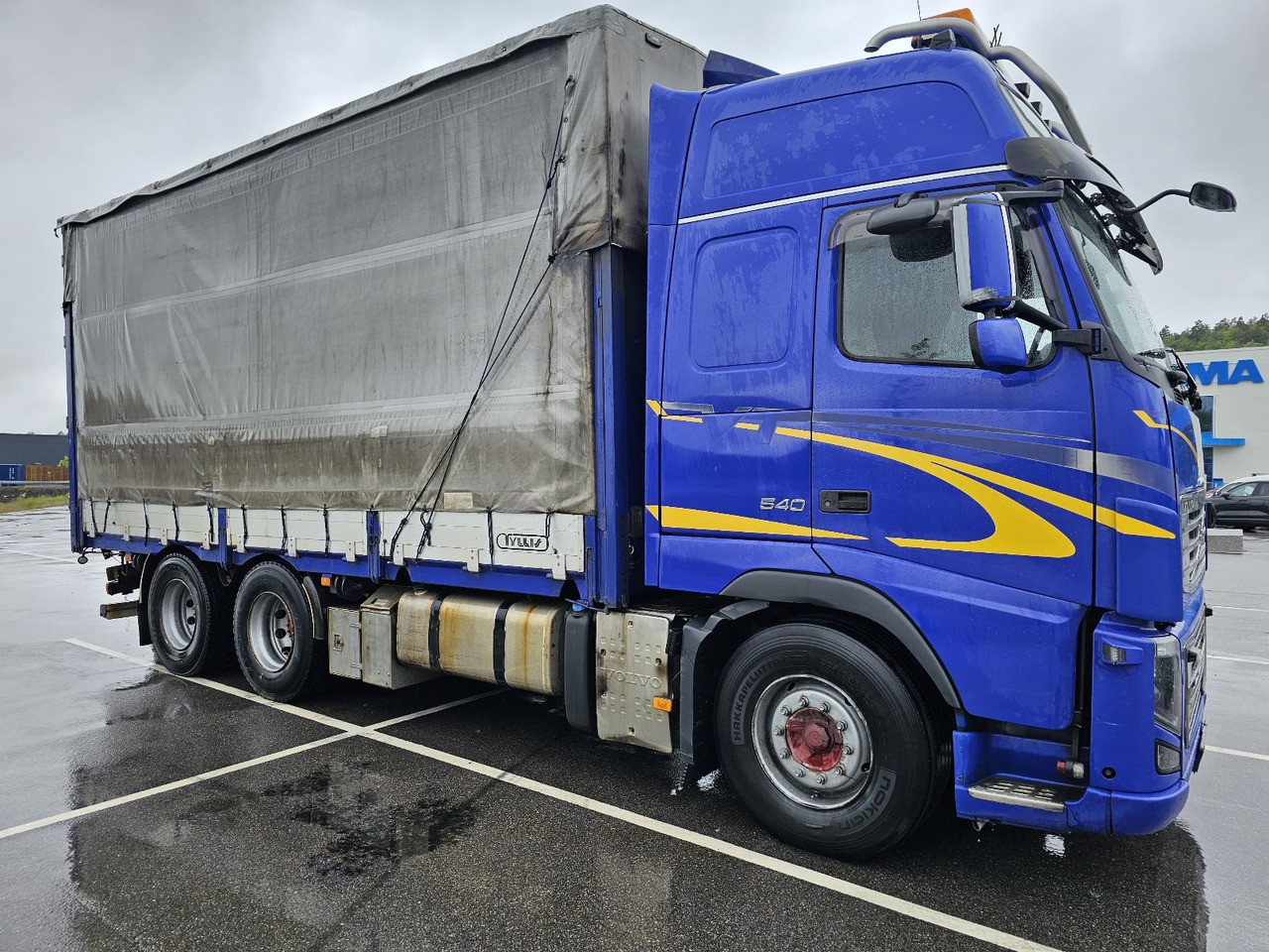Volvo FH16 540 6x4 - Camião de lona: foto 2 Volvo FH16 540 6x4 - Camião de lona: foto 2