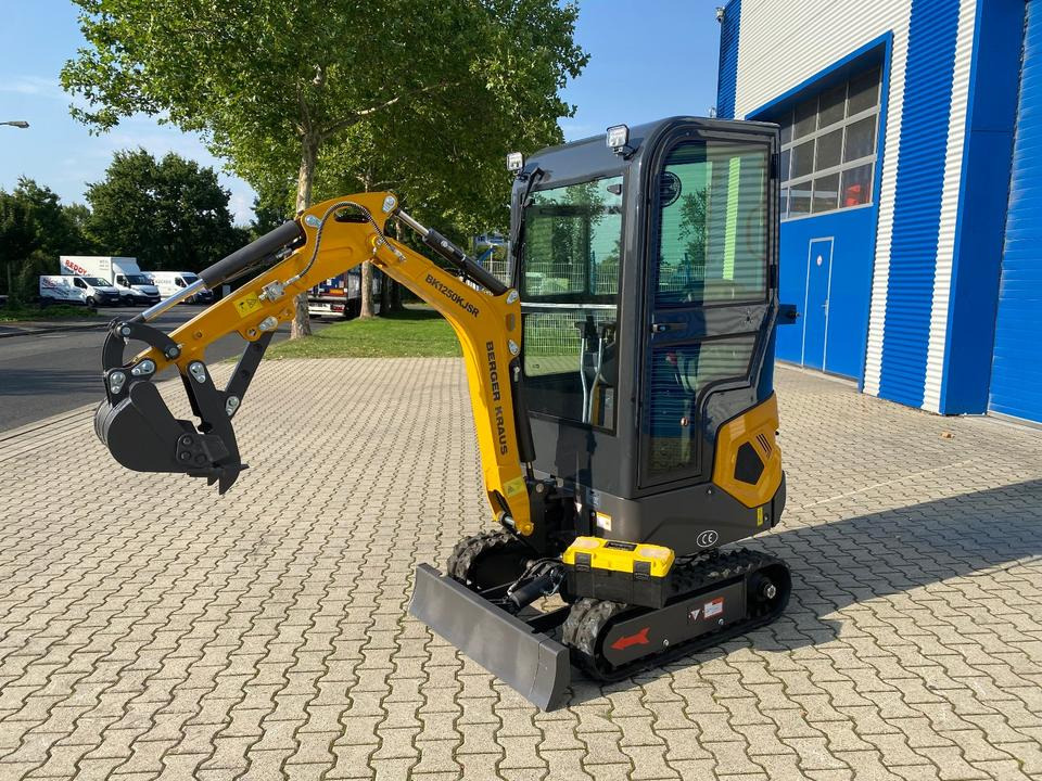 Minibagger BK1250KJSR *INKL.19% MWST*BERGER KRAUS*KUBOTA*VERSTELLFAHRWERK* SCHWENKARM*SOFORT!* - Mini escavadeira: foto 1 Minibagger BK1250KJSR *INKL.19% MWST*BERGER KRAUS*KUBOTA*VERSTELLFAHRWERK* SCHWENKARM*SOFORT!* - Mini escavadeira: foto 1