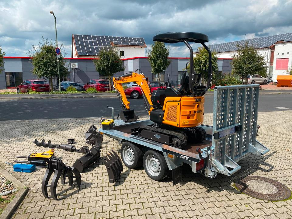 Minibagger BK1300JSR + Anhänger + Zubehör *INKL.19% MWST*BERGER KRAUS*KUBOTA*JOYSTICK*SCHENKWARM*SOFORT!* - Mini escavadeira, Reboque: foto 5 Minibagger BK1300JSR + Anhänger + Zubehör *INKL.19% MWST*BERGER KRAUS*KUBOTA*JOYSTICK*SCHENKWARM*SOFORT!* - Mini escavadeira, Reboque: foto 5