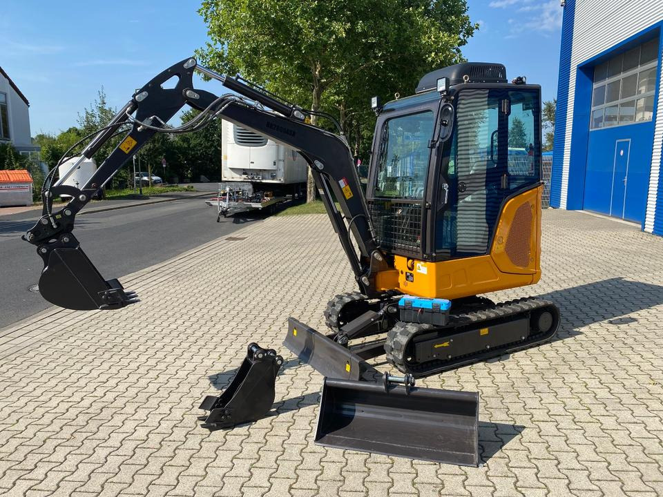 Minibagger BK2800ASR inkl. Schaufelpaket *INKL.19% MWST*BERGER KRAUS*KUBOTA*SCHWENKARM* VERSTELLFAHRWERK*KLIMA* - Mini escavadeira: foto 2 Minibagger BK2800ASR inkl. Schaufelpaket *INKL.19% MWST*BERGER KRAUS*KUBOTA*SCHWENKARM* VERSTELLFAHRWERK*KLIMA* - Mini escavadeira: foto 2