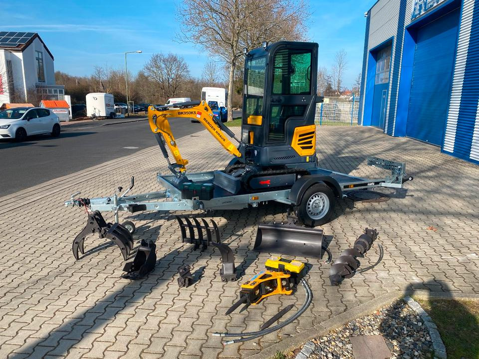 Minibagger BK950KS + Anhänger + Zubehör *INKL.19% MWST*BERGER KRAUS*KABINE*SOFORT!* - Mini escavadeira, Reboque: foto 2 Minibagger BK950KS + Anhänger + Zubehör *INKL.19% MWST*BERGER KRAUS*KABINE*SOFORT!* - Mini escavadeira, Reboque: foto 2