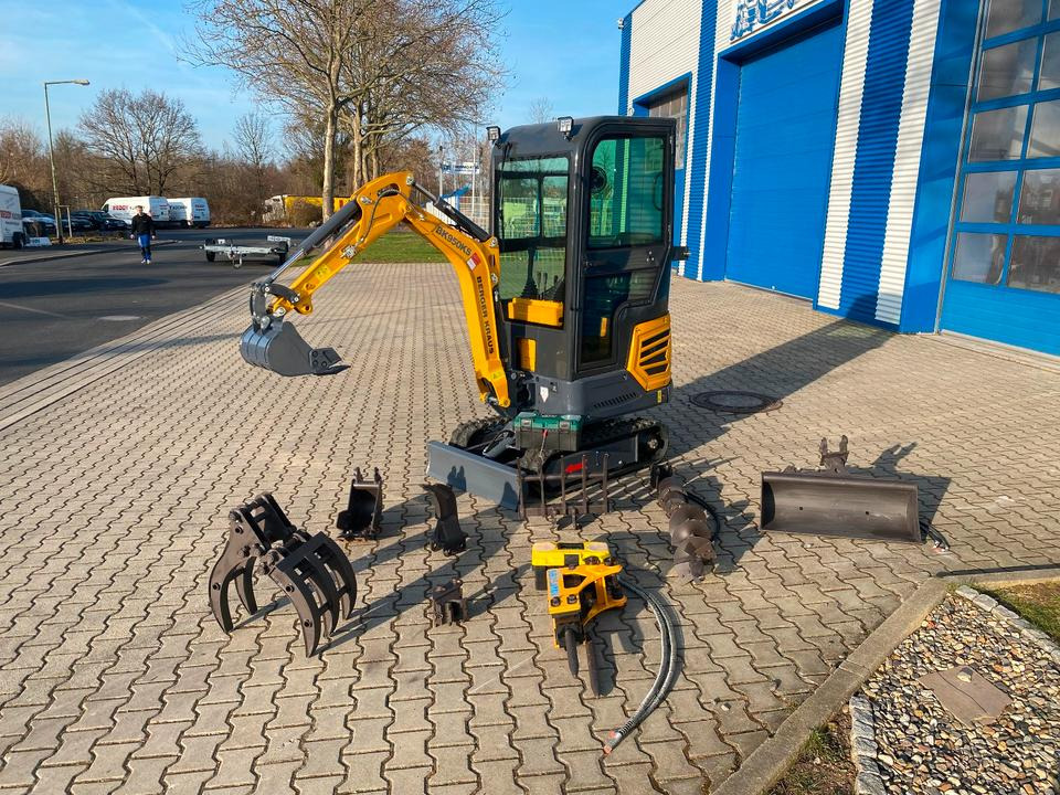 Minibagger BK950KS + Zubehör *INKL.19% MWST*BERGER KRAUS*KABINE*SOFORT!* - Mini escavadeira: foto 1 Minibagger BK950KS + Zubehör *INKL.19% MWST*BERGER KRAUS*KABINE*SOFORT!* - Mini escavadeira: foto 1