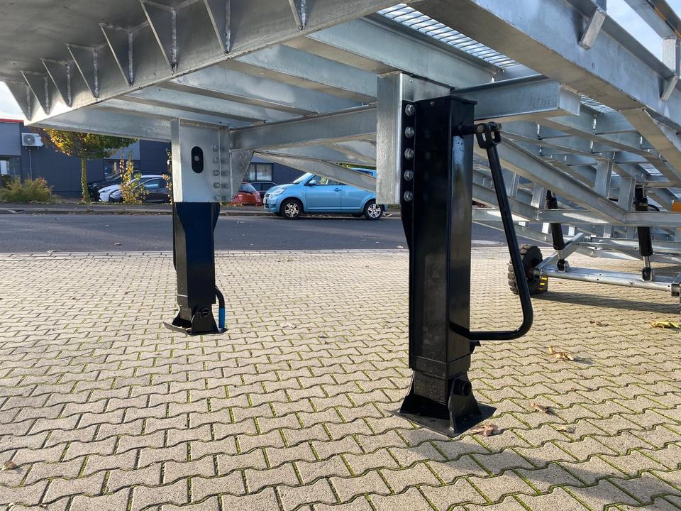 Verladerampe 8t Verzinkt Containerrampe LKW Rampe NEU *INKL.19% MWST*SOFORT VERFÜGBAR!* - Rampa de carregamento: foto 5 Verladerampe 8t Verzinkt Containerrampe LKW Rampe NEU *INKL.19% MWST*SOFORT VERFÜGBAR!* - Rampa de carregamento: foto 5