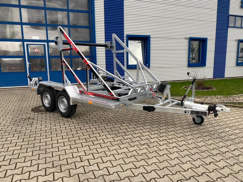 Vermietung / Kabelanhänger 2700KG / Nutzlast 2040KG / Kabeltrommel-Anhänger / Glasfaser/ 3 Tage - Reboque para bobinas: foto 1 Vermietung / Kabelanhänger 2700KG / Nutzlast 2040KG / Kabeltrommel-Anhänger / Glasfaser/ 3 Tage - Reboque para bobinas: foto 1