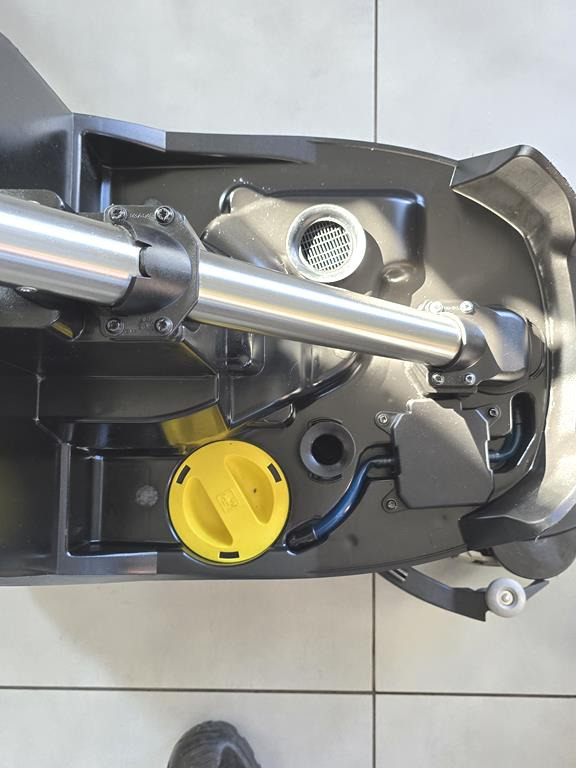 Lavadora aspiradora de pavimentos KARCHER BD 38/12 C: foto 12