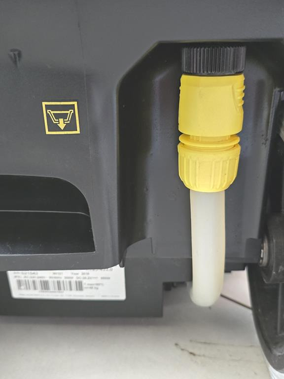 Lavadora aspiradora de pavimentos KARCHER BD 38/12 C: foto 10