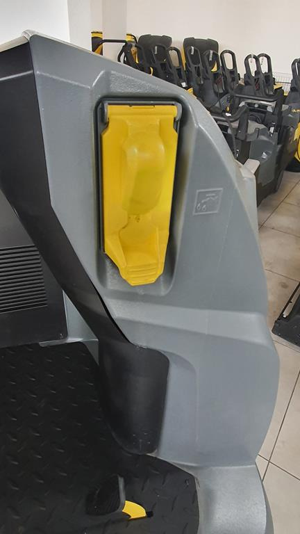 Lavadora aspiradora de pavimentos KÄRCHER Szorowarka Zamiatarka KARCHER B200 R Dose SB Serwis GWARANCJA 2019 YEAR: foto 11