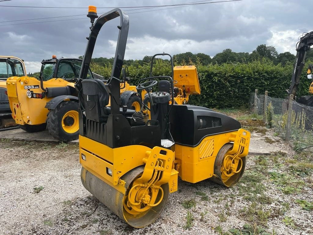 Bomag BW 120 AD-4 - Compactador de asfalto: foto 2 Bomag BW 120 AD-4 - Compactador de asfalto: foto 2