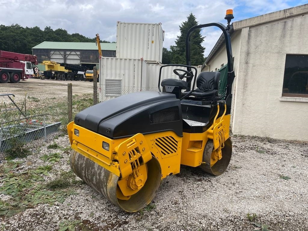 Bomag BW 120 AD-4 - Compactador de asfalto: foto 4 Bomag BW 120 AD-4 - Compactador de asfalto: foto 4