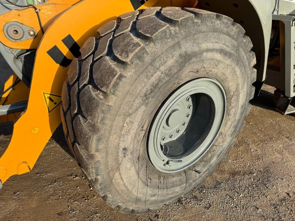 Pá carregadora de rodas Liebherr L 550: foto 9