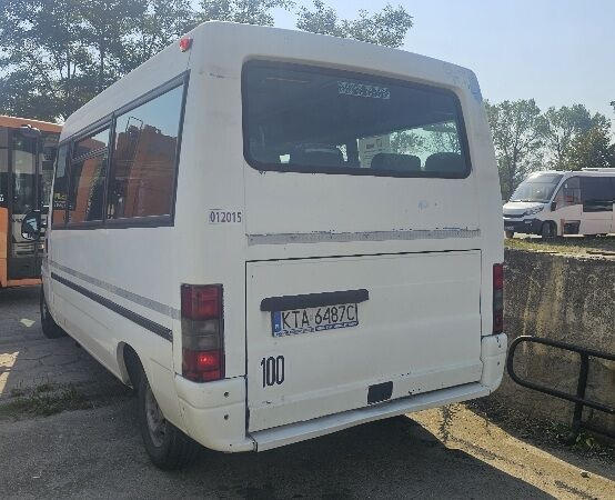 Peugeot BOXER 2.5 - Minibus, Furgão de passageiros: foto 2 Peugeot BOXER 2.5 - Minibus, Furgão de passageiros: foto 2