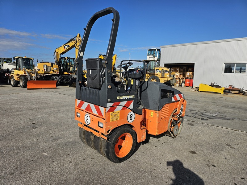 BOMAG BW100AC-4 - Rolo combinado: foto 3 BOMAG BW100AC-4 - Rolo combinado: foto 3