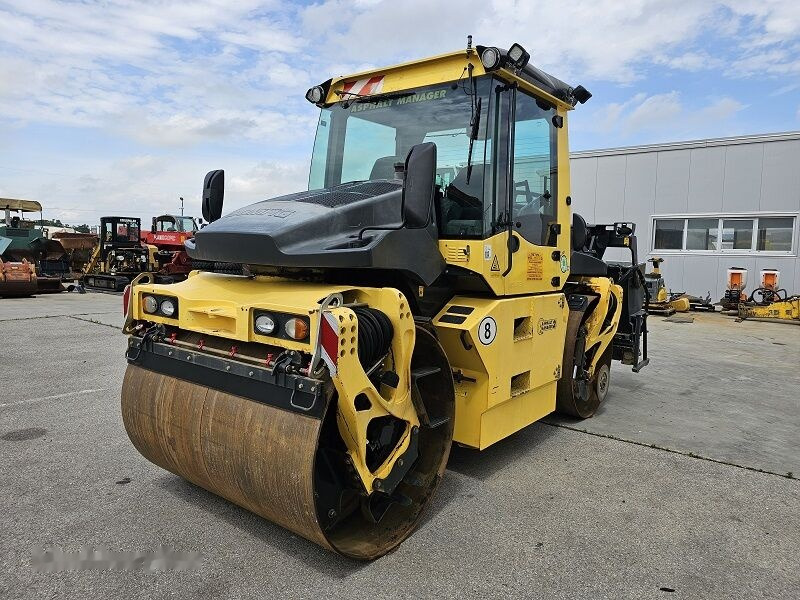 BOMAG BW174AP-4i AM - Compactador de asfalto: foto 4 BOMAG BW174AP-4i AM - Compactador de asfalto: foto 4