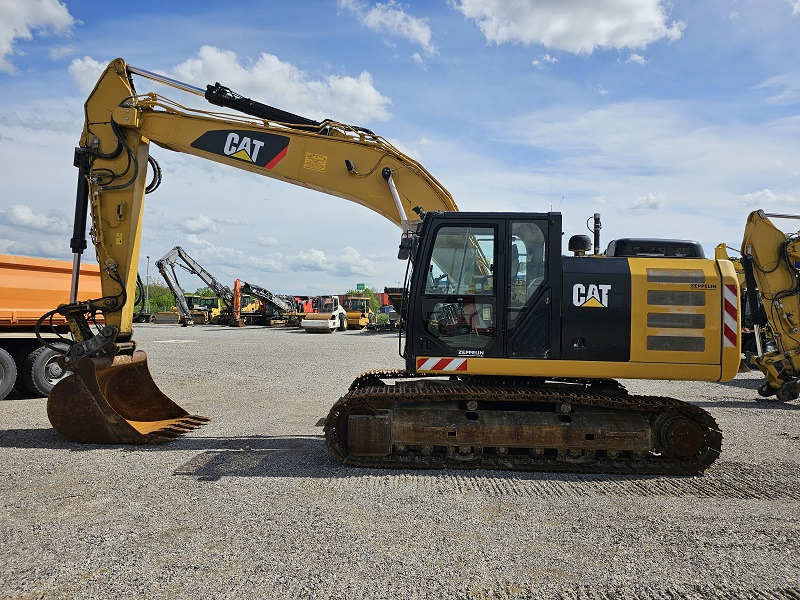 CATERPILLAR 323EL GPS Trimble - Escavadora de rastos: foto 2 CATERPILLAR 323EL GPS Trimble - Escavadora de rastos: foto 2