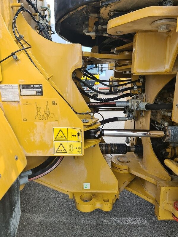 Pá carregadora de rodas Caterpillar 966M XE: foto 15