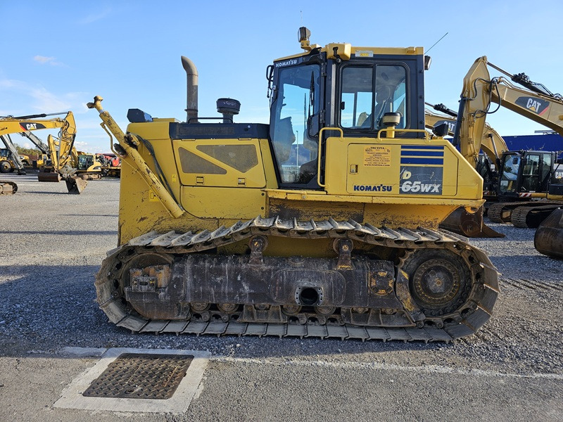 KOMATSU D65WX-17 - Buldôzer: foto 2 KOMATSU D65WX-17 - Buldôzer: foto 2