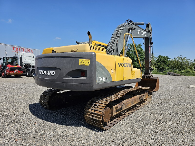 VOLVO EC240BNLC - Escavadora de rastos: foto 4 VOLVO EC240BNLC - Escavadora de rastos: foto 4