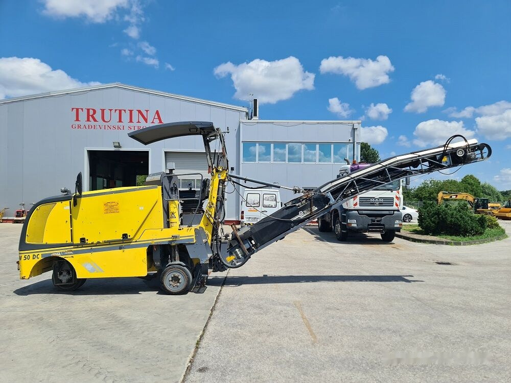Wirtgen W50 - Aplainadora (Fresadora): foto 1 Wirtgen W50 - Aplainadora (Fresadora): foto 1