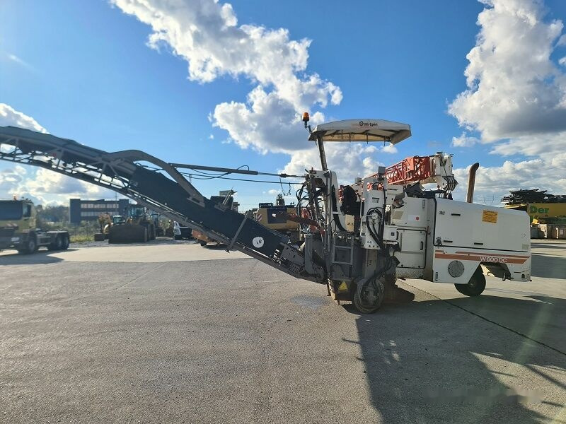 Wirtgen W600DC - Aplainadora (Fresadora): foto 4 Wirtgen W600DC - Aplainadora (Fresadora): foto 4
