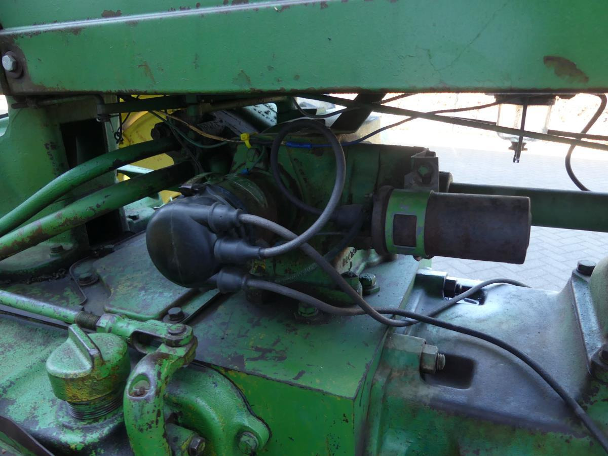 Trator John-Deere 60: foto 31