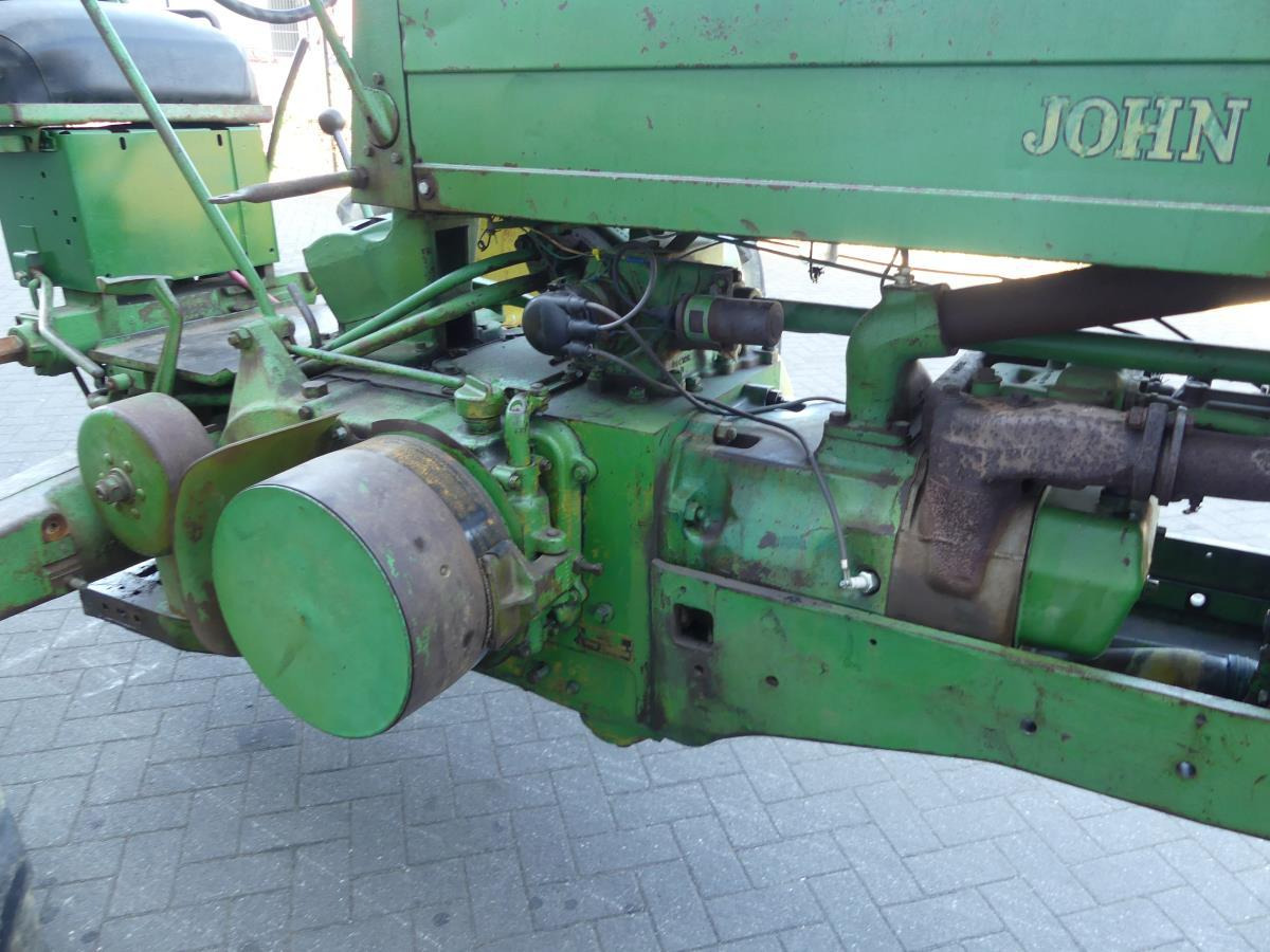 Trator John-Deere 60: foto 30