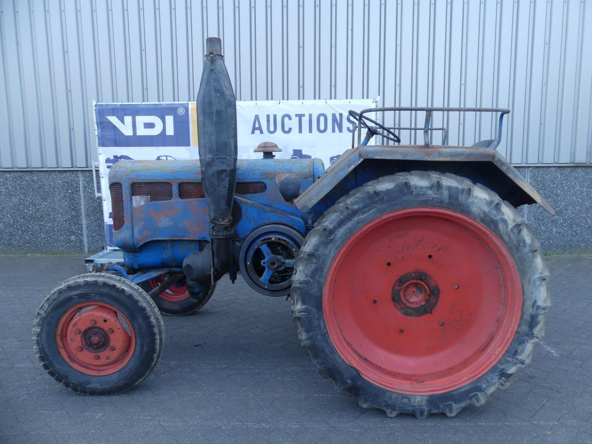 Lanz-Bulldog D2416 - Trator: foto 3 Lanz-Bulldog D2416 - Trator: foto 3