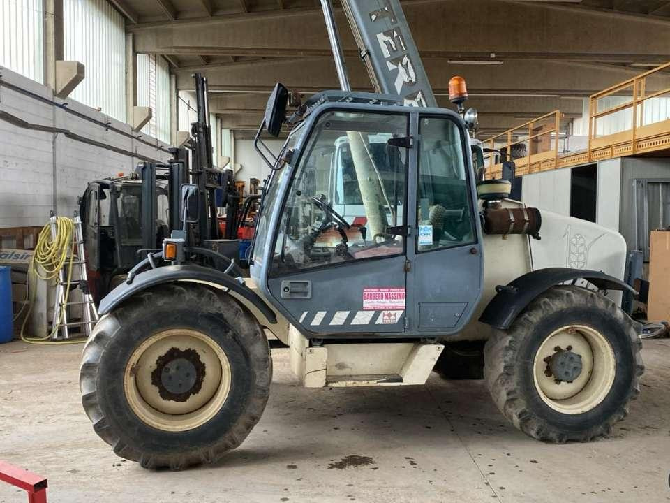 Terex 357 - Empilhador telescópico: foto 1 Terex 357 - Empilhador telescópico: foto 1