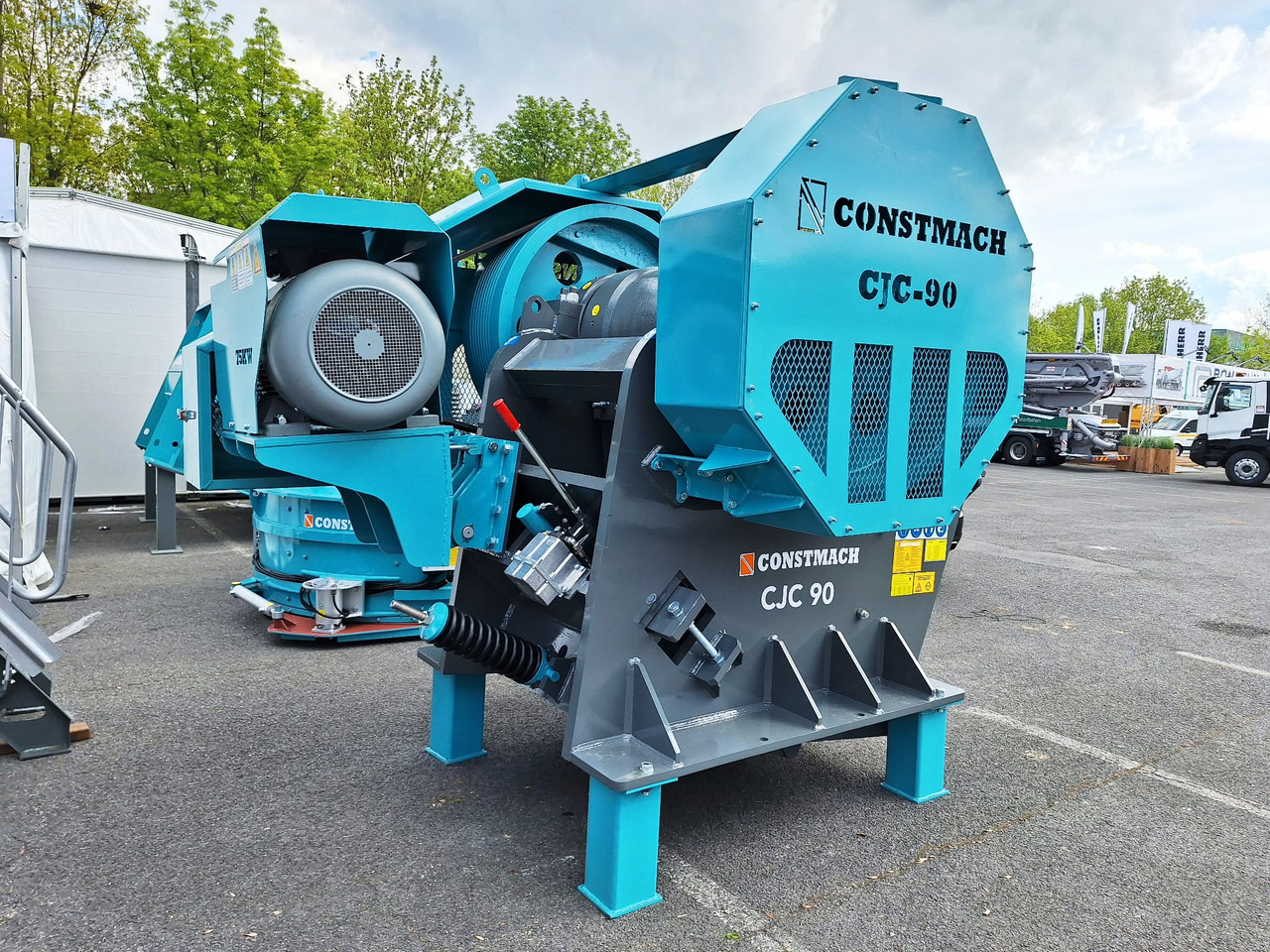 Constmach Backenbrecher Zwischen 60 und 850 Tonnen - Britador de mandíbula: foto 5 Constmach Backenbrecher Zwischen 60 und 850 Tonnen - Britador de mandíbula: foto 5