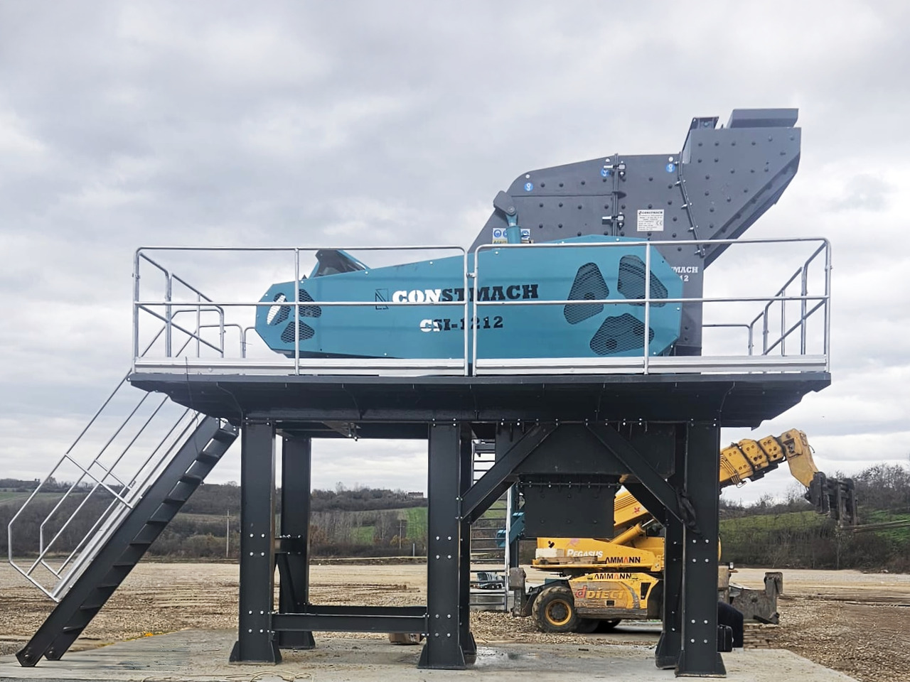 Constmach Concasseur Secondaire à Percussion - Machines à Concasser la Pierre - Britador de impacto: foto 1 Constmach Concasseur Secondaire à Percussion - Machines à Concasser la Pierre - Britador de impacto: foto 1