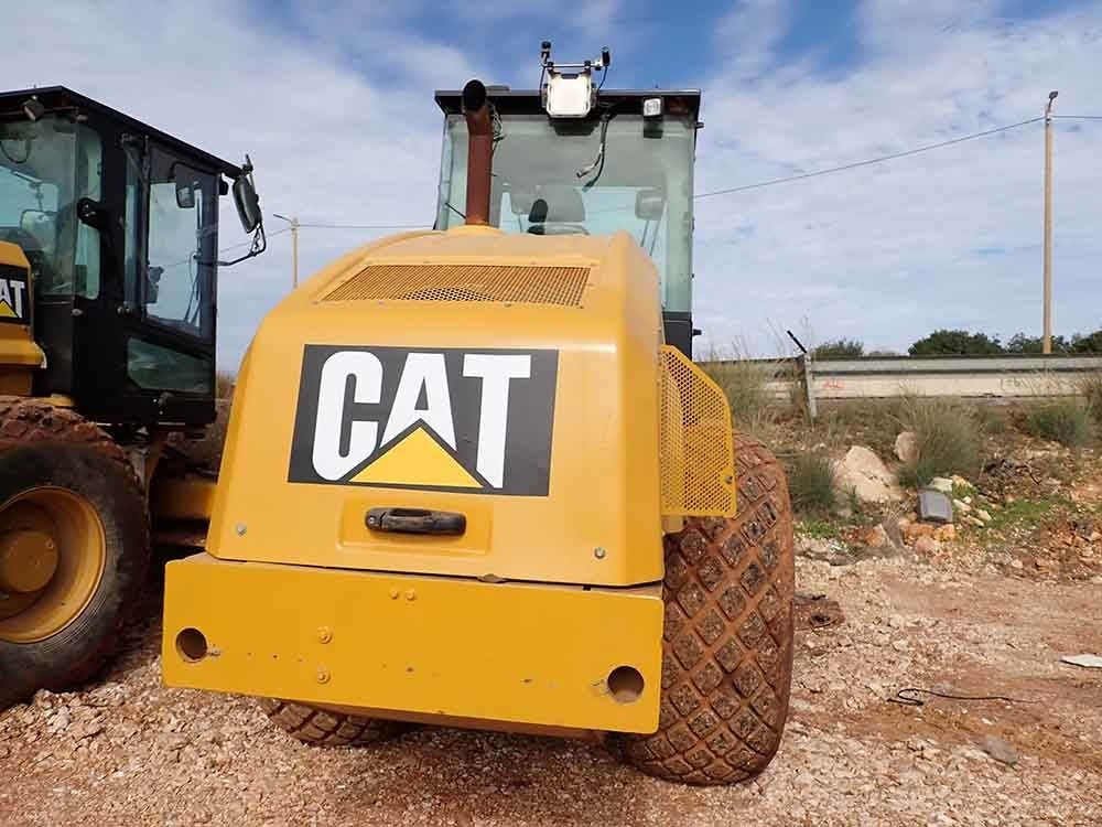 CAT CS64B - Placas vibratórias: foto 5 CAT CS64B - Placas vibratórias: foto 5