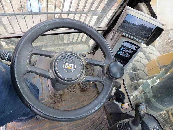 Escavadeira CAT M320F: foto 9
