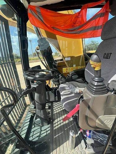 Escavadeira CAT M320F: foto 7
