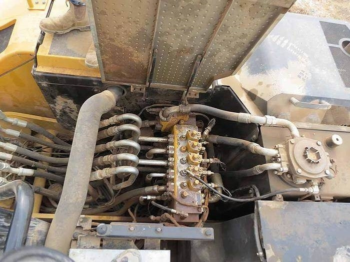 Escavadeira CAT M320F: foto 19