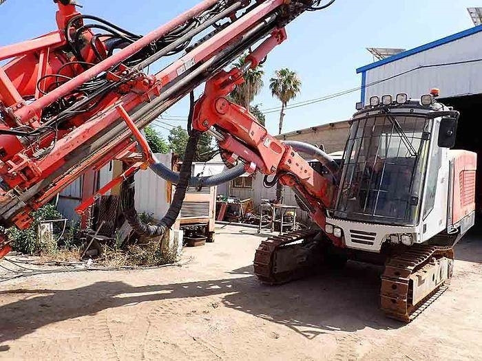 Sandvik DP1100I - Máquina de perfuração: foto 3 Sandvik DP1100I - Máquina de perfuração: foto 3