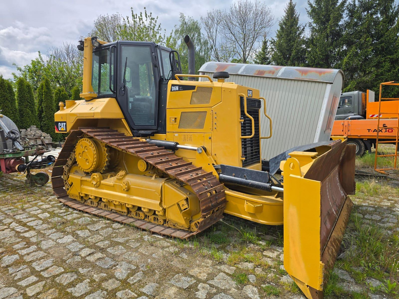 CATERPILLAR D 6 N XL - Buldôzer: foto 3 CATERPILLAR D 6 N XL - Buldôzer: foto 3
