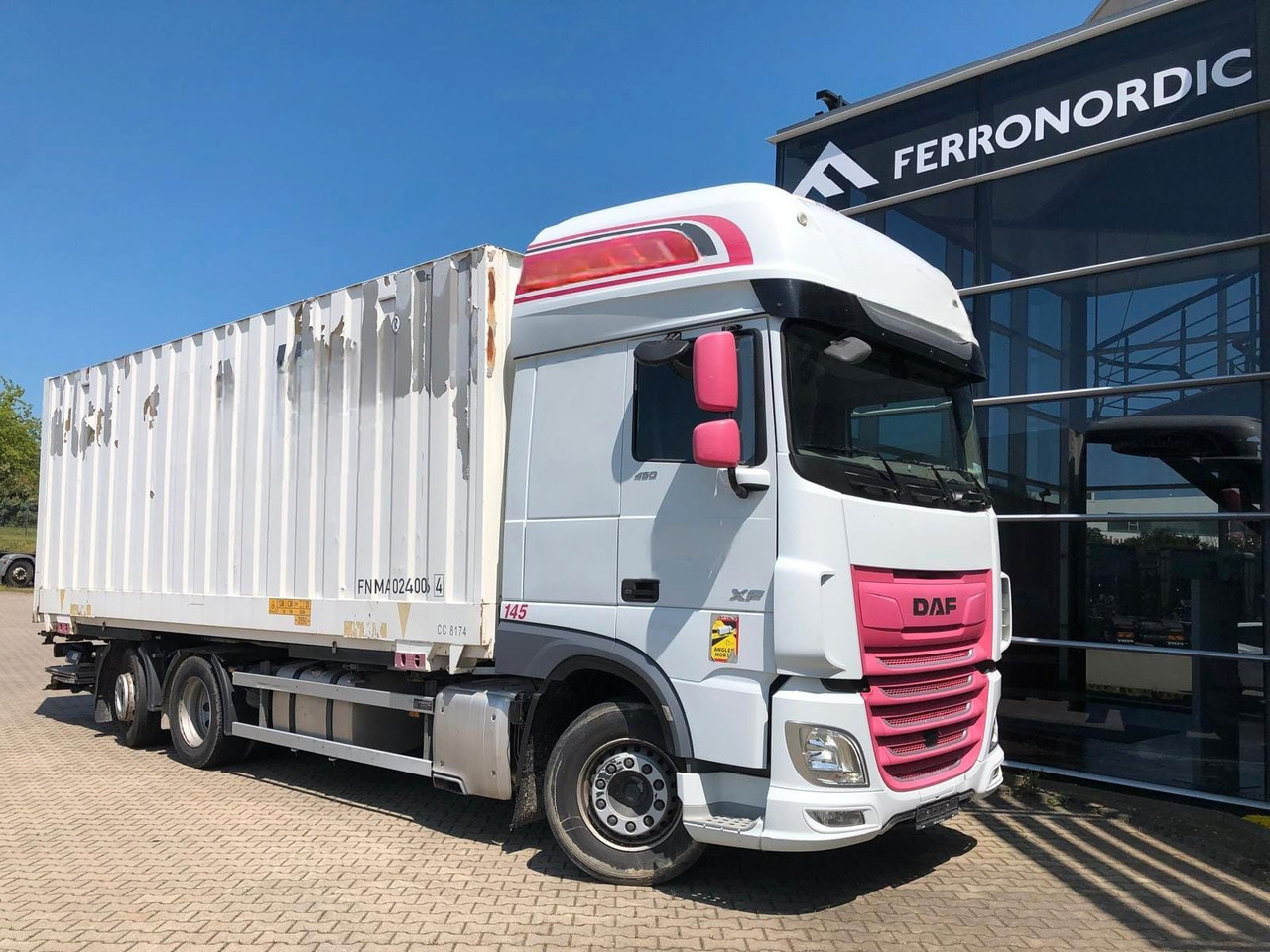 DAF XF450 SSC Lenk/Lift*LBW*AHK*Standklima - Camião transportador de contêineres/ Caixa móvel: foto 1 DAF XF450 SSC Lenk/Lift*LBW*AHK*Standklima - Camião transportador de contêineres/ Caixa móvel: foto 1