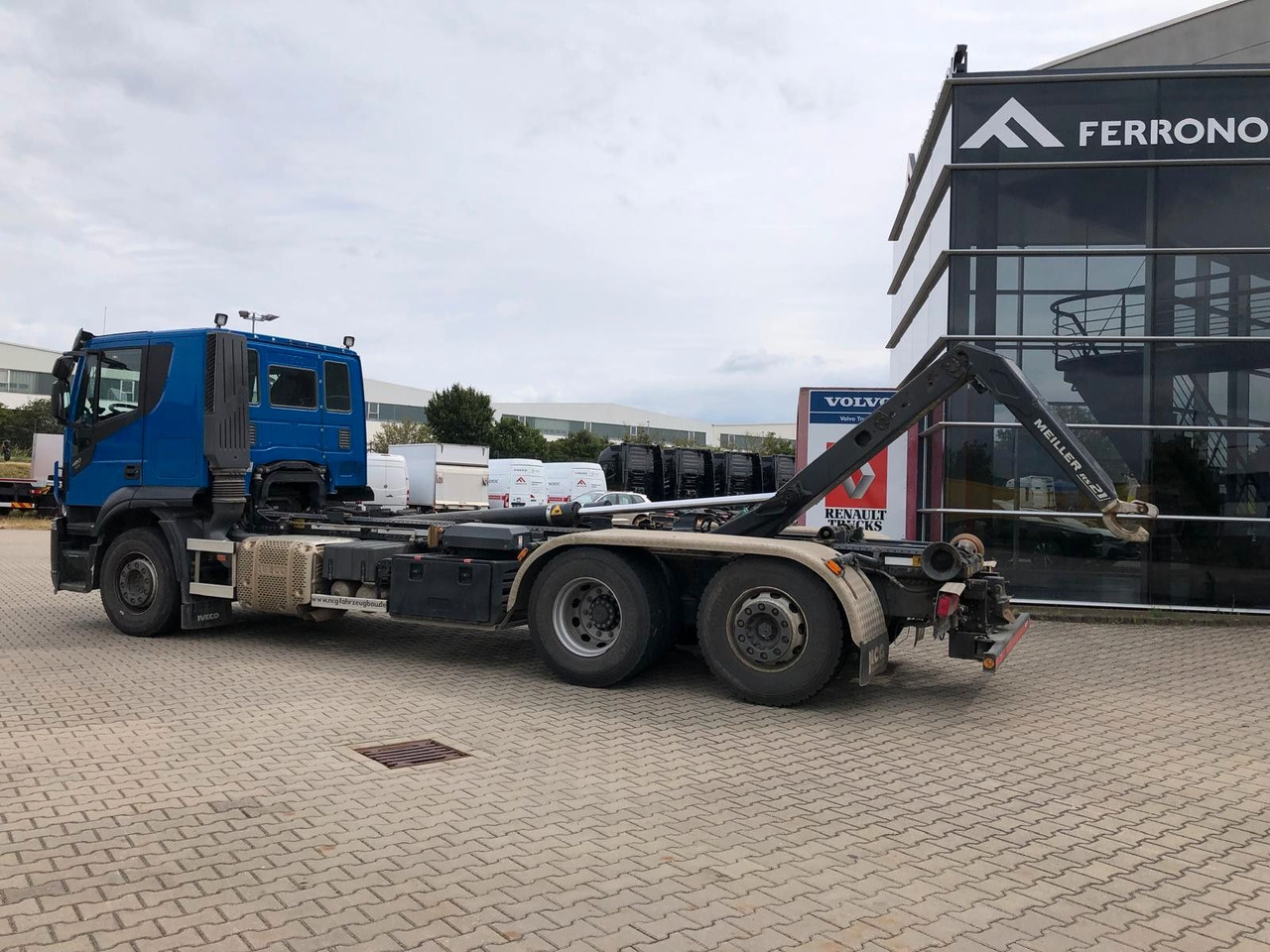 Iveco X-Way 480 Intarder*AHK*Lenk/LiftAchse*Meiller - Camião polibenne: foto 3 Iveco X-Way 480 Intarder*AHK*Lenk/LiftAchse*Meiller - Camião polibenne: foto 3
