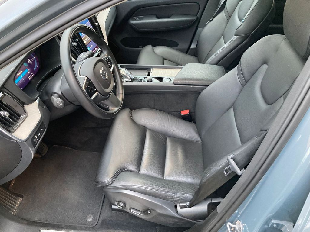 SUV Volvo XC 60 T6 Inscr. Rech. Plug-In Hybrid AWD Md.2022 Volvo XC 60 T6 Inscr. Rech. Plug-In Hybrid AWD Md.2022: foto 8 SUV Volvo XC 60 T6 Inscr. Rech. Plug-In Hybrid AWD Md.2022 Volvo XC 60 T6 Inscr. Rech. Plug-In Hybrid AWD Md.2022: foto 8