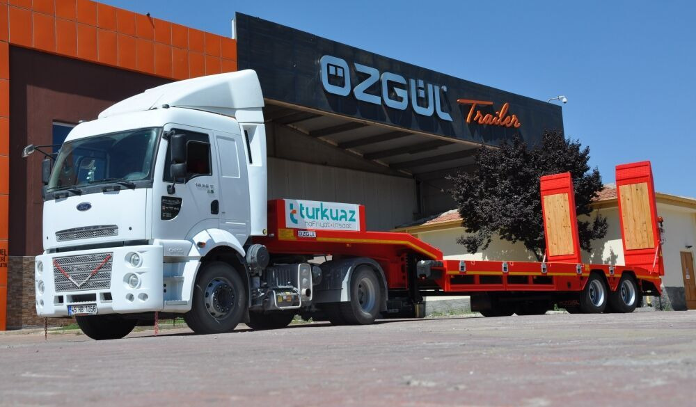 Özgül 2 AXLE LOWBED SEMI TRAILER - Semi-reboque baixa: foto 2 Özgül 2 AXLE LOWBED SEMI TRAILER - Semi-reboque baixa: foto 2